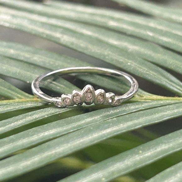 Silver 925 Teardrop Ring - Picture 4 of 4